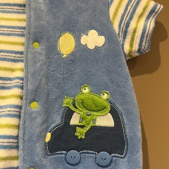 3 month Terry Cloth Romper - Picture 2 of 4